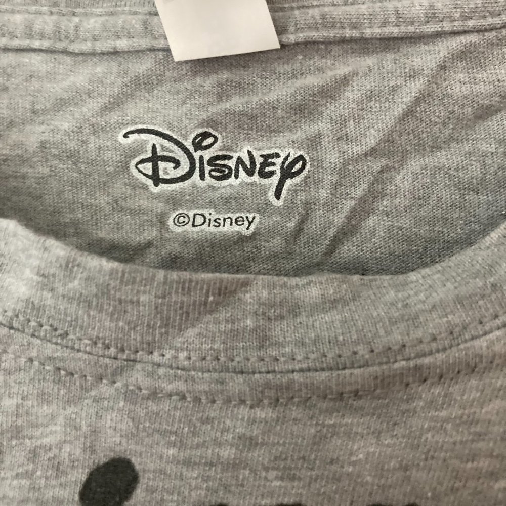 Disney Hocus Pocus Cat T-Shirt - Picture 2 of 5